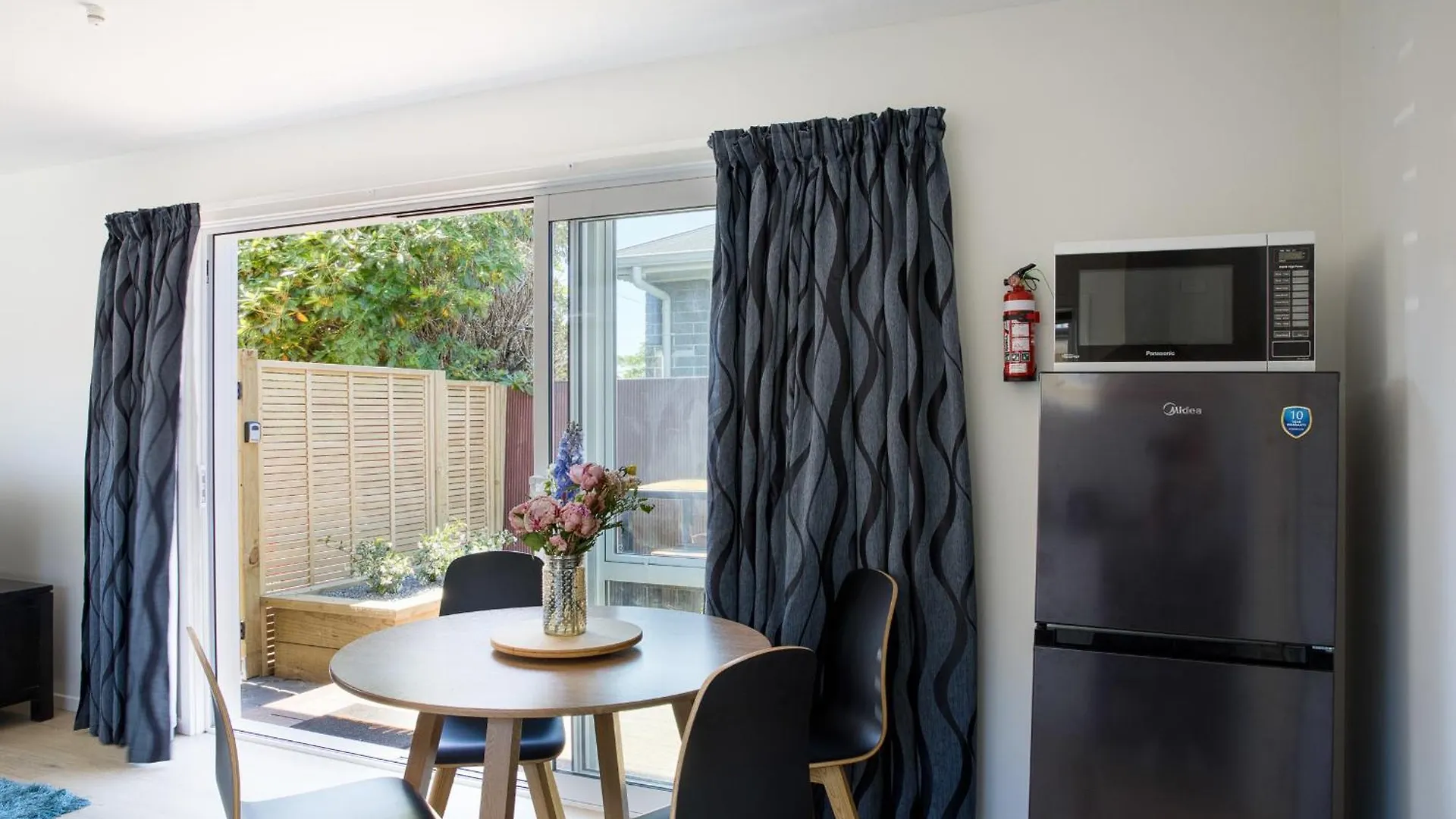 Holiday home Classy Modern Unit Close To Airport, Shops And Bus Christchurch